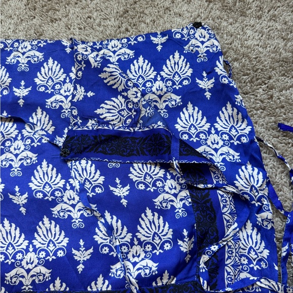 Zara Blue and White Asymmetrical Skirt - Picture 4 of 8